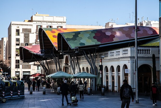 Barcelona Markets Walking Tour With Las Ramblas and La Boqueria - Tour Duration and Schedule