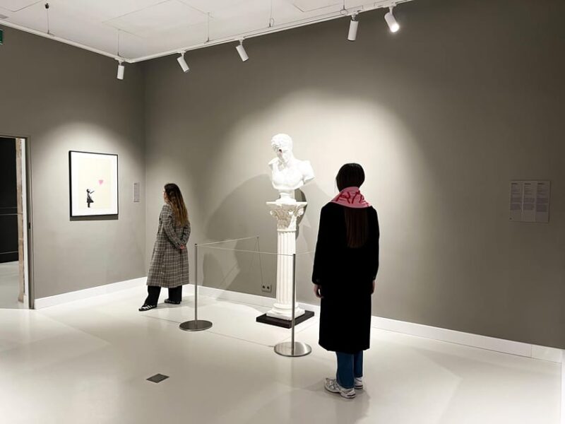 Barcelona: Moco Museum Official Guided Tour - Museum Information