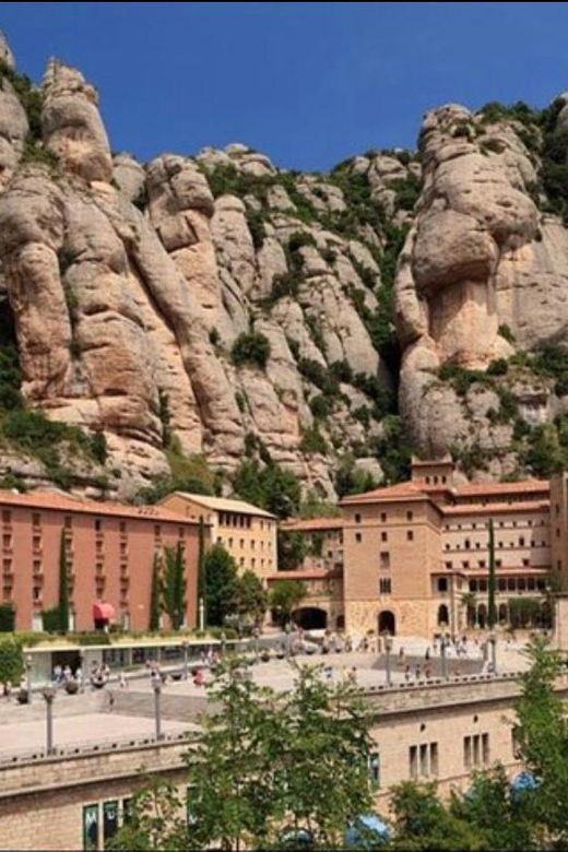 Barcelona: Monserrat Private Transfer - Pickup Information