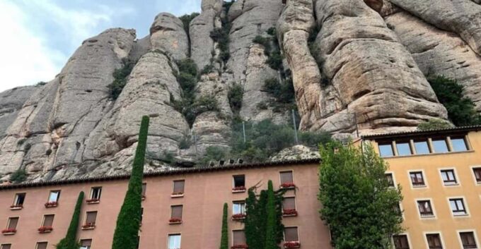 Barcelona: Monserrat Private Transfer - Explore Montserrat National Park