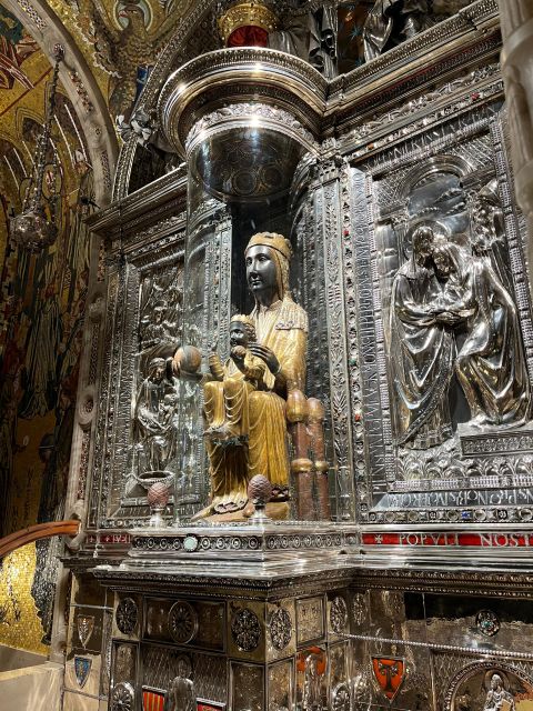 Barcelona: Montserrat Early Morning Tour With Pickup - Pickup and Drop-off