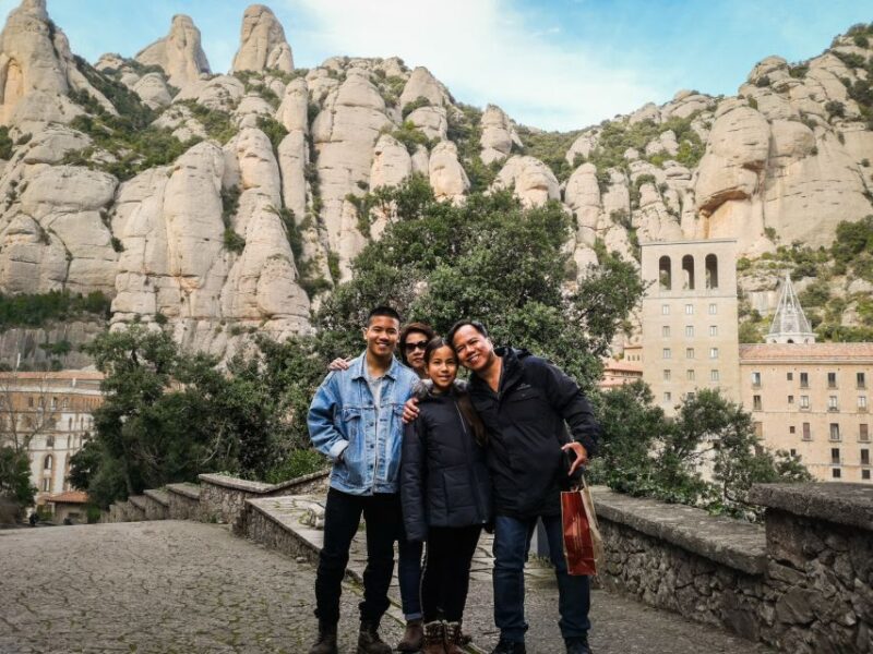 Barcelona: Montserrat Private Trip With Cable Car and Lunch - Visiting Montserrat Monastery