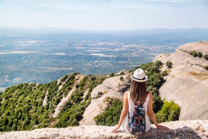 Barcelona: Montserrat Tour With Lunch & Wine Tasting Option - Additional Information