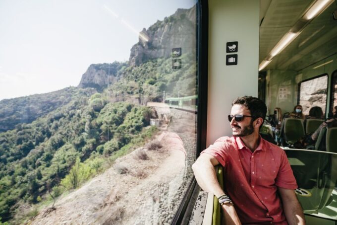 Barcelona: Montserrat Tour With Optional Lunch and Winery - Tour Requirements and Considerations