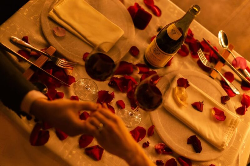 Barcelona: Night on a Private Yatch With Romantic Dinner - Key Points