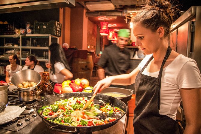 Barcelona : Paella Cooking Experience Boqueria Market Exclusive Tour - Tapas, Sangria, and Private Dining