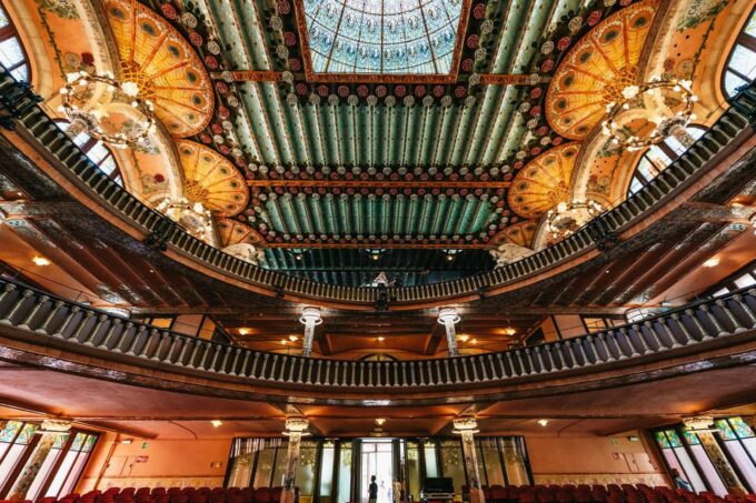 Barcelona: Palau De La Música Guided Tour - Booking and Confirmation Requirements