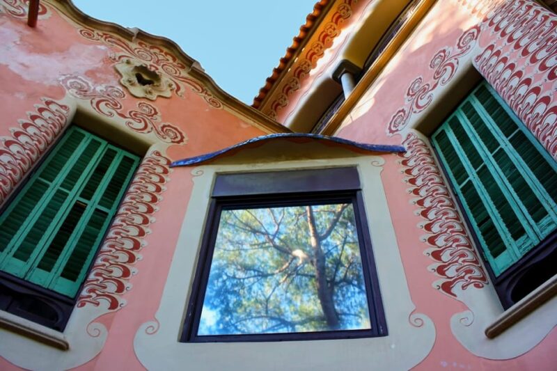 Barcelona: Park Güell and Gaudí House Museum Entry Ticket - Highlights of Park Güell
