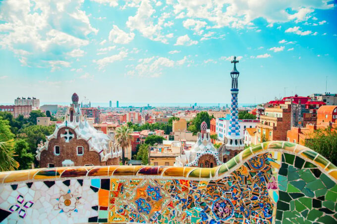 Barcelona: Park Güell Entry Ticket and Guided Tour - Architectural Significance
