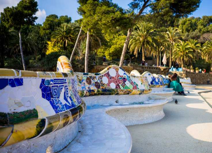 Barcelona: Park Güell Guided Tour - Itinerary Details
