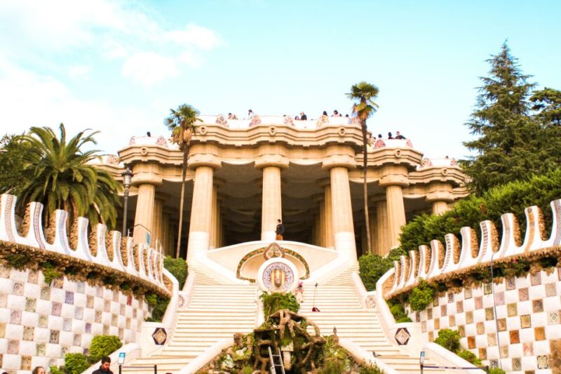 Barcelona: Park Güell & La Sagrada Familia Tickets and Tour - Sagrada Familia Highlights