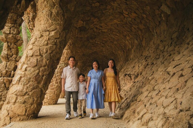 Barcelona: Park Güell Private Photography Experience - High-Resolution Edited Photos