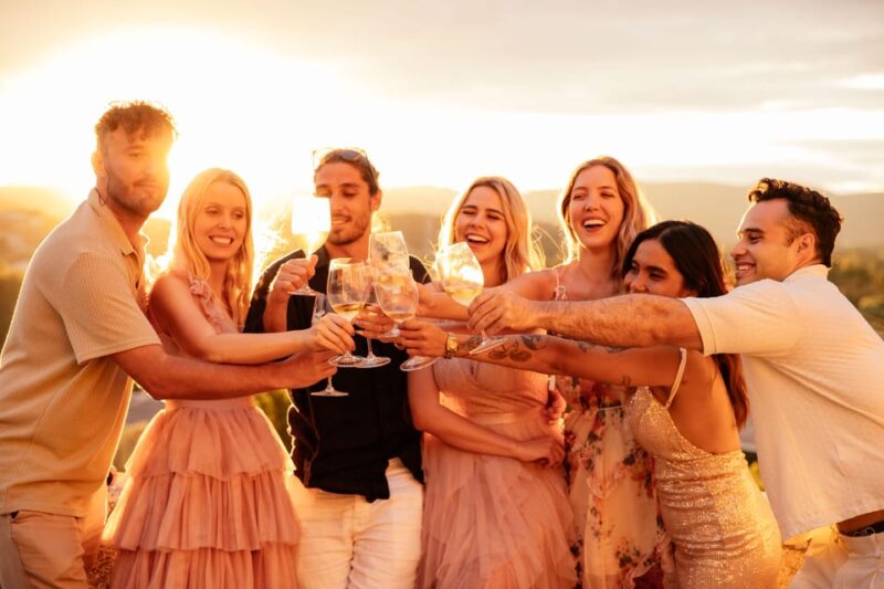 Barcelona: Penedès SUNSET Wine Tasting (2 Wineries) + TAPAS - Wine and Culinary Experience