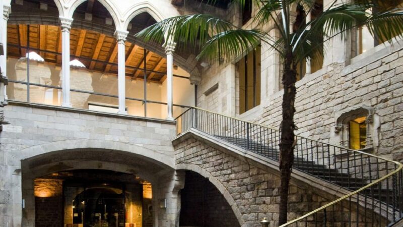 Barcelona: Picasso Walking Tour With Picasso Museum Tickets - Picasso Museum Insights