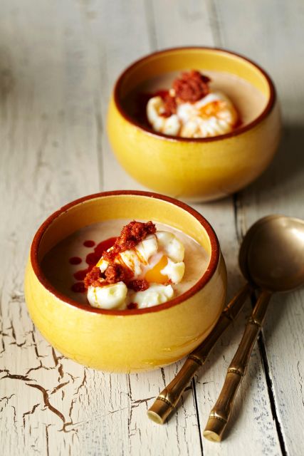Barcelona: Premium Tapas & Paella Cooking Class - Booking and Availability