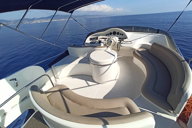 Barcelona Private Luxury Yacht Tour - Cruise Duration and Speed