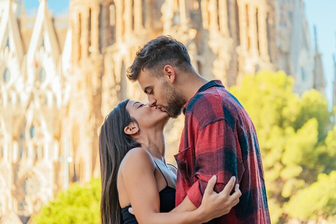 Barcelona : Private Photoshoot Outside Sagrada Familia - Additional Services Offered