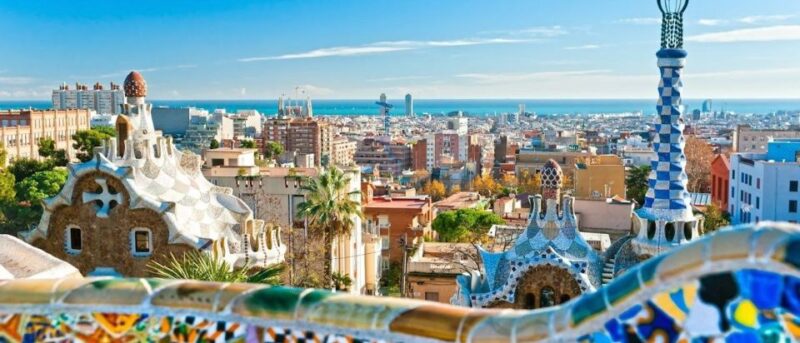 Barcelona: Private Sagrada Familia and Park Guell Tour - Getting to the Sites