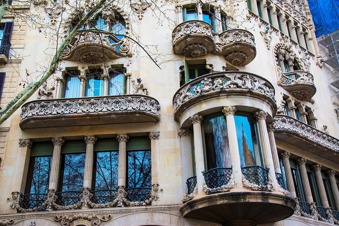 Barcelona Private Walking Tour Through the City of Gaudi - Recommendations for Visitors