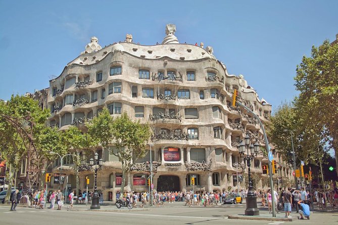 Barcelona Private Walking Tour With Skip the Line La Pedrera and Casa Batllo - Visit Plaça Catalunya