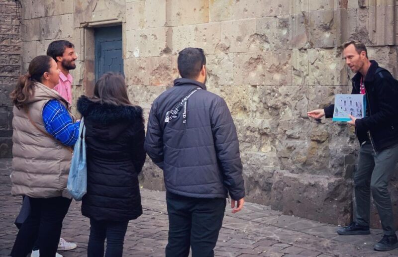 Barcelona: Ramblas, Gothic & Gaudí Districts Walking Tour - Guided Tour of Gothic Quarter