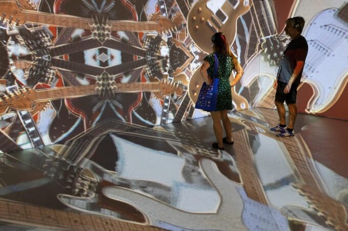 Barcelona: Rock Museum- Guitar Legends Hall - FAQ