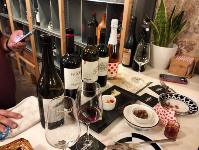 Barcelona: Roman Town + Wine + Cheese + Chocolate Tasting - Pairing Wines With Cheeses and Chocolates