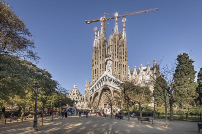 Barcelona: Sagrada Familia Entry Ticket With Audio Guide - Discounted Tickets for Specific Groups