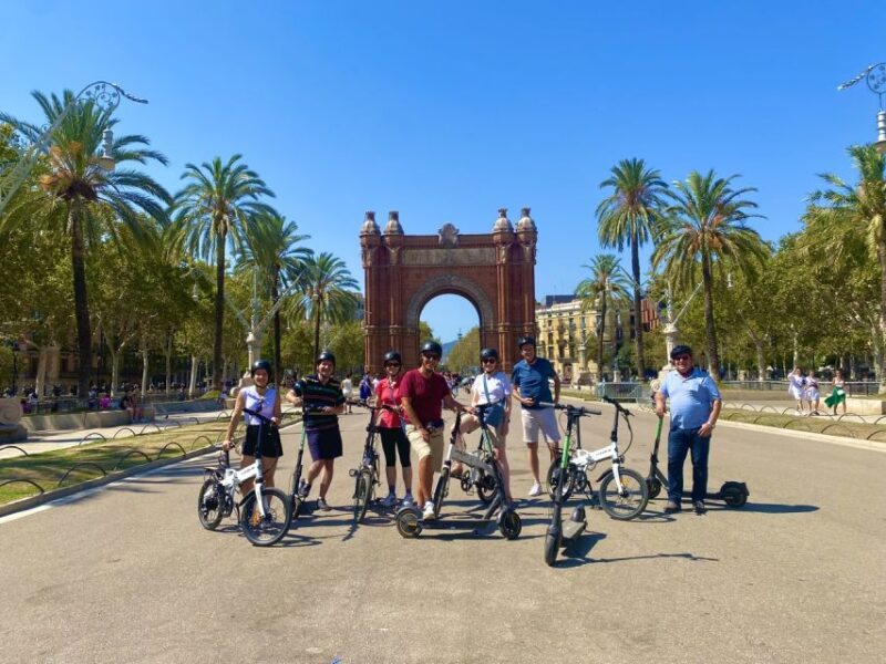 Barcelona: Sagrada Familia Private E-bike or E-Scooter Tour - Key Points