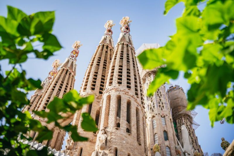 Barcelona: Sagrada Familia Skip-the-Line Entry Ticket & Tour - Tour Highlights and Itinerary