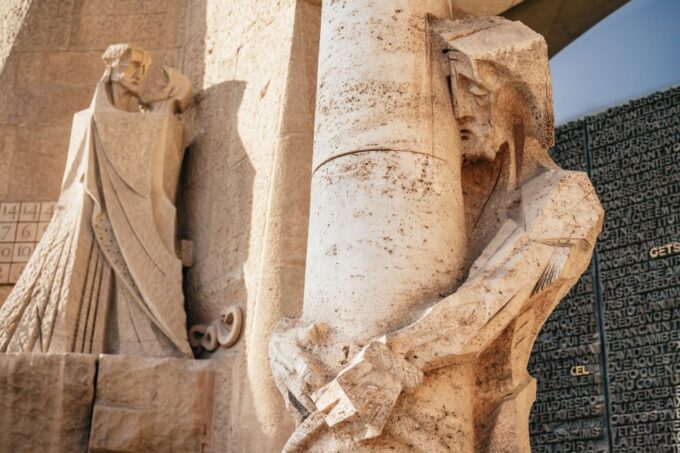 Barcelona: Sagrada Familia Skip-the-Line Entry Ticket & Tour - Exploring Gaudís Masterpiece