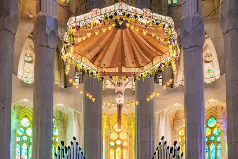 Barcelona: Sagrada Familia Skip-the-Line Entry Ticket & Tour - Experience Highlights