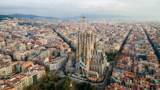 Barcelona: Sagrada Familia Tour With Skip-The-Line Access - Customer Ratings and Reviews