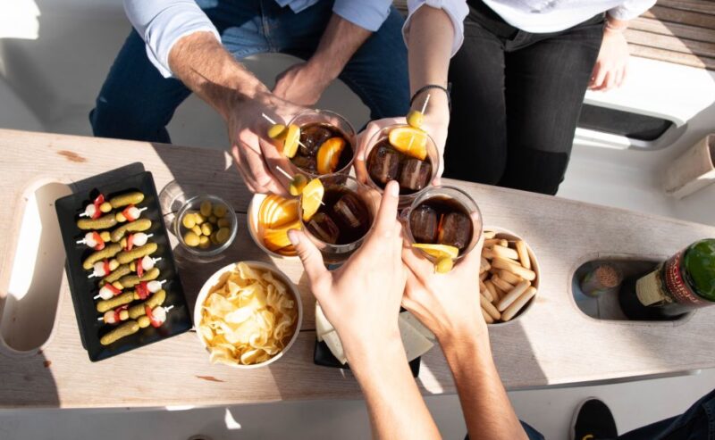 Barcelona: Sailing Trip With Brunch - Drink and Snack Offerings