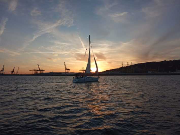 Barcelona; Sailing Trip With Cava, Tapas and Swim - Key Points