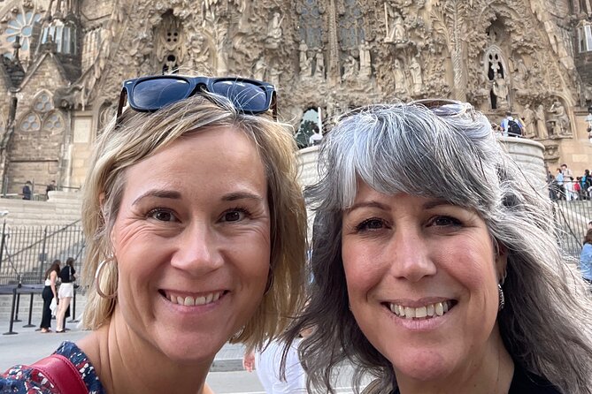 Barcelona Scavenger Hunt and Sights Self-Guided Tour - Booking Information