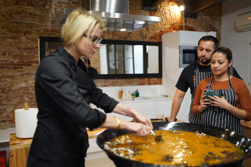 Barcelona: Seafood Paella Cooking Class & Boqueria Market - Experience Highlights