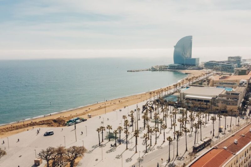 Barcelona: Self-Guided Highlights & History Walking Tour - Key Points