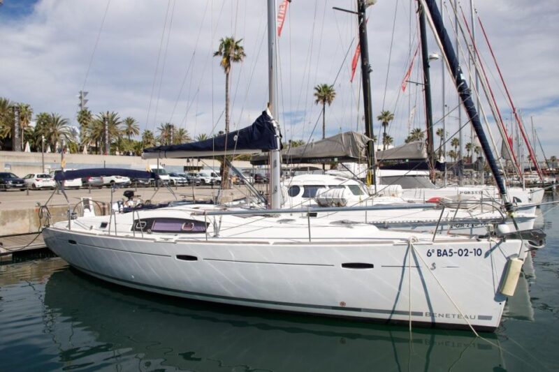 Barcelona: Shared Sailing Boat Tour - Key Points