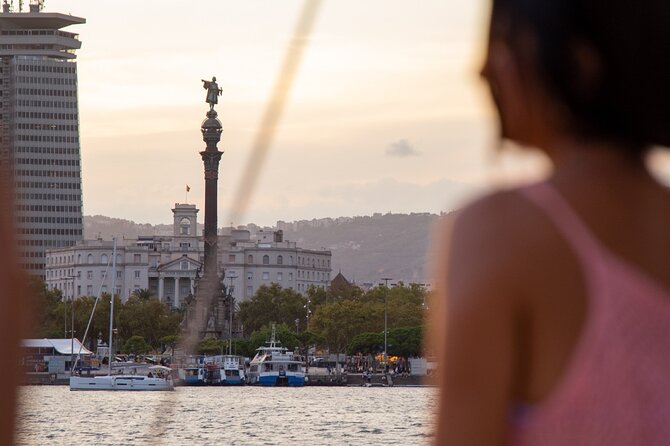 Barcelona Sightseeing Sailing With Multilingual Local Guide - Meeting and End Point