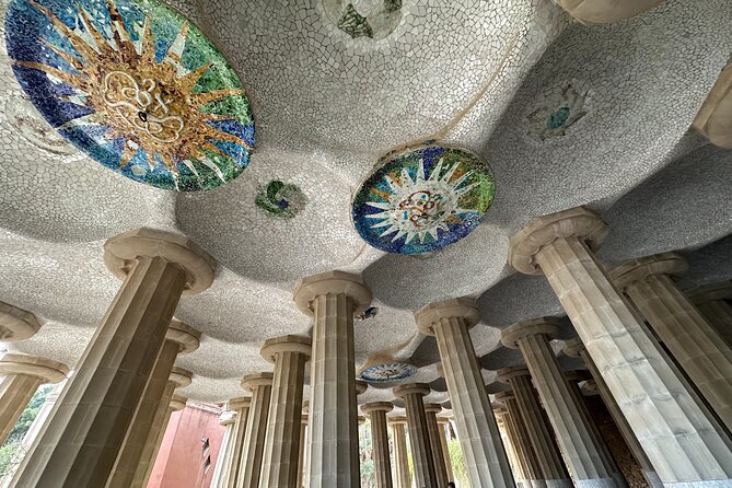 Barcelona Skip the Line Sagrada Familia & Gaudi Park Private Tour - Tour Accessibility and Participation