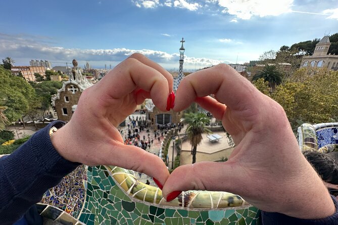 Barcelona Skip the Line Sagrada Familia & Gaudi Park Private Tour - Exploring Park Guell