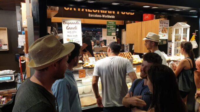 Barcelona: Street Food & Sightseeing Tour With Local Market - Accessibility and Allergies