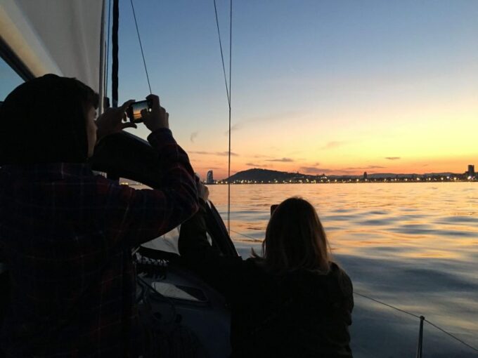 Barcelona: Sunset Boat Trip With Unlimited Cava Wine - Frequently Asked Questions