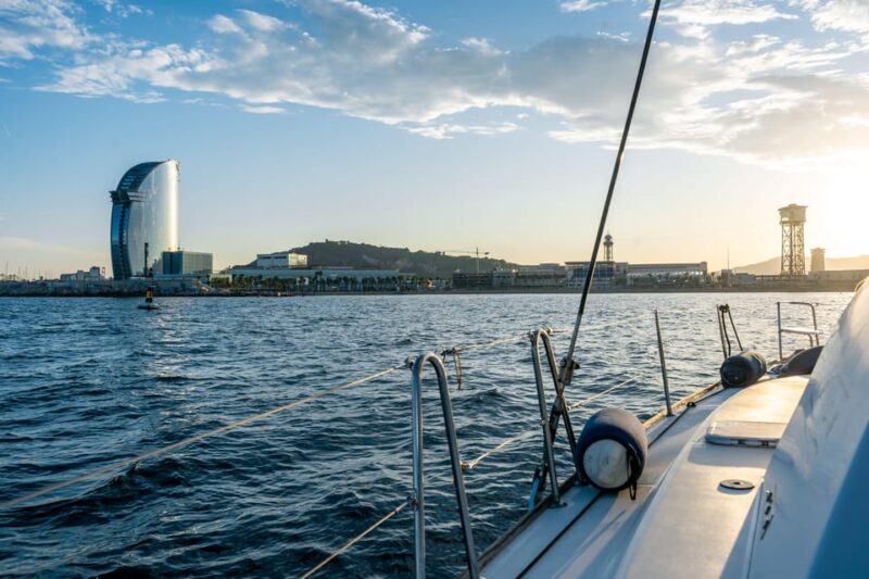 Barcelona: Sunset Catamaran Cruise With Wine and Tapas - Key Points