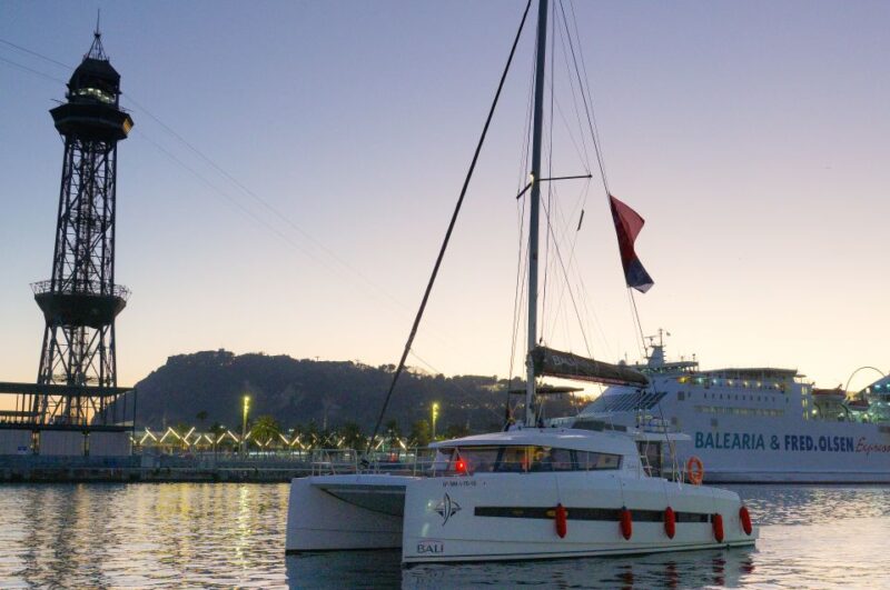Barcelona: Sunset Catamaran Experience W/ Optional Dinner - Tour Description
