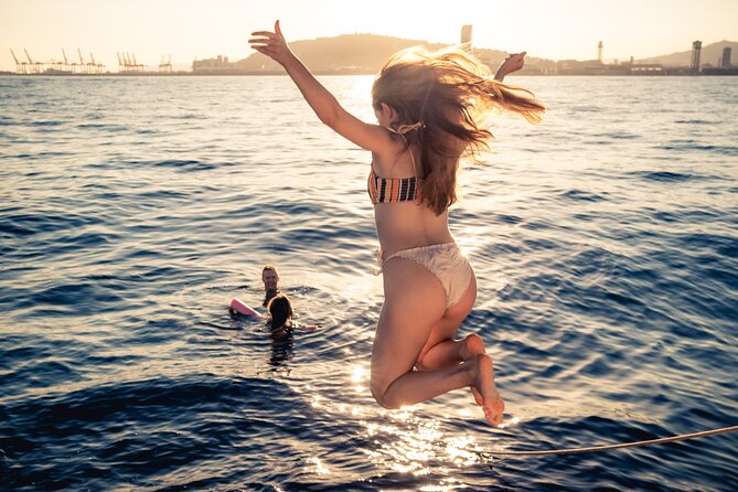 Barcelona Sunset Cruise With Light Snacks and Open Bar - Meeting Point and Arrival
