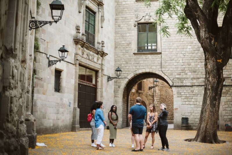 Barcelona: Tapas Tasting Tour in the Gothic Quarter - Inclusions