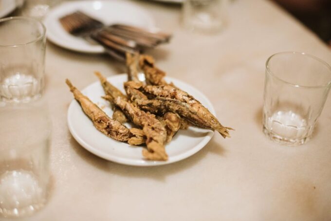 Barcelona: Tapas Tasting Tour in the Gothic Quarter - Food Tasting Stops
