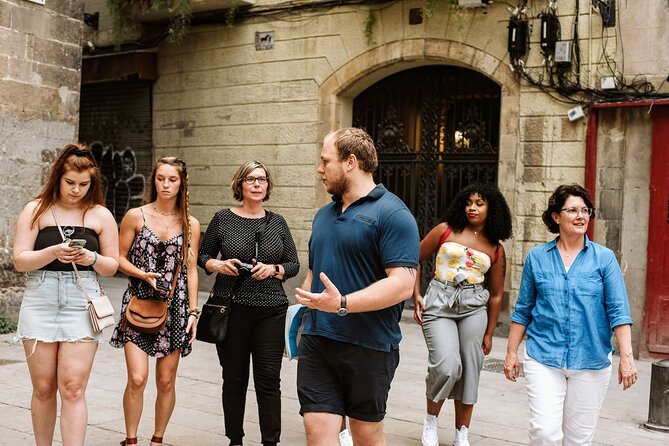 Barcelona Tapas, Taverns and Gothic Quarter History Tour - Sights and Highlights